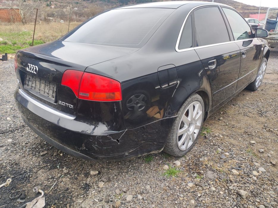 Audi a4  2.0tdi 140ks