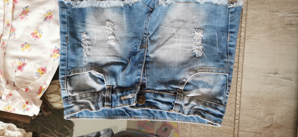 Детски къси панталонки