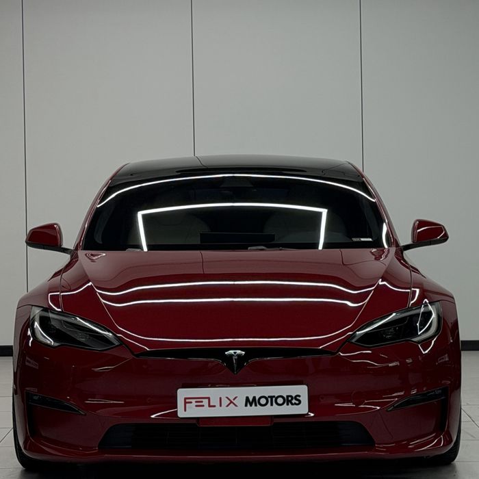 Tesla Model S Plaid