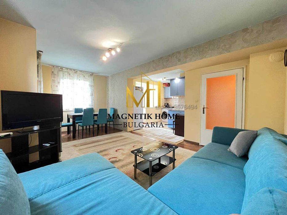 Прелестен тристаен апартамент до зала ”Бойчо Брънзов” в ж.к. Зорница