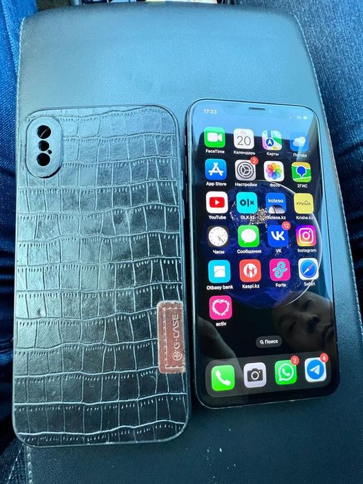 Продаю iPhone X 64g в отличном состоянии