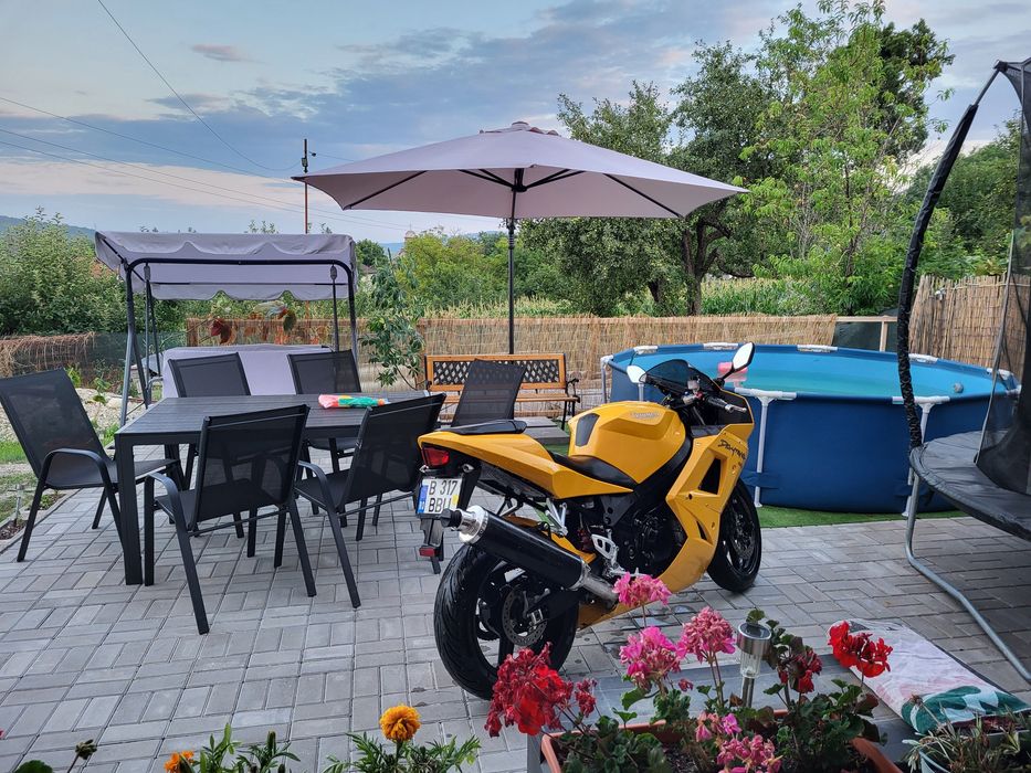Triumph daytona 650 an 2005
