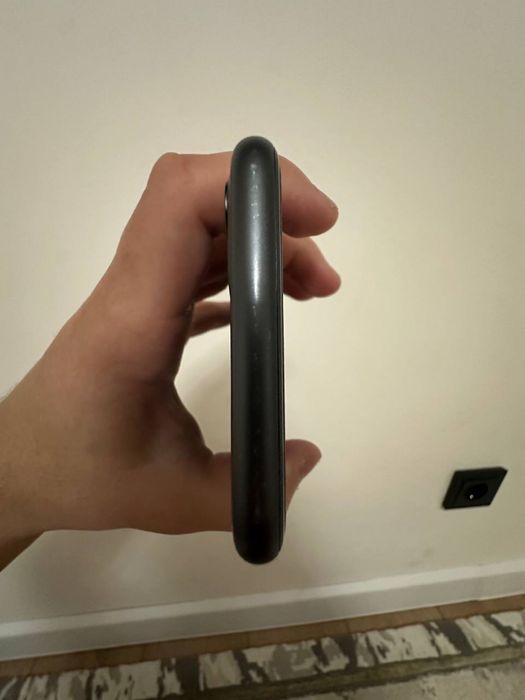 Айфон 11 71акб 128гб