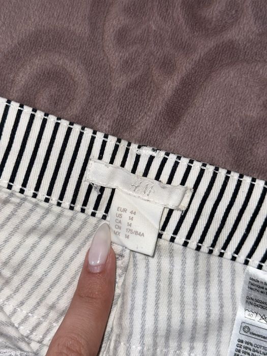 Къси панталони, HM