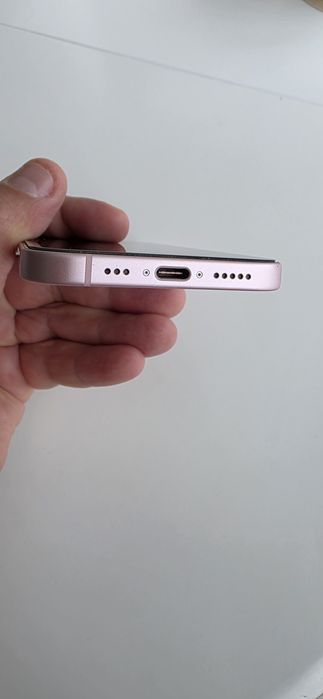 Apple Iphone 15 Pink gold