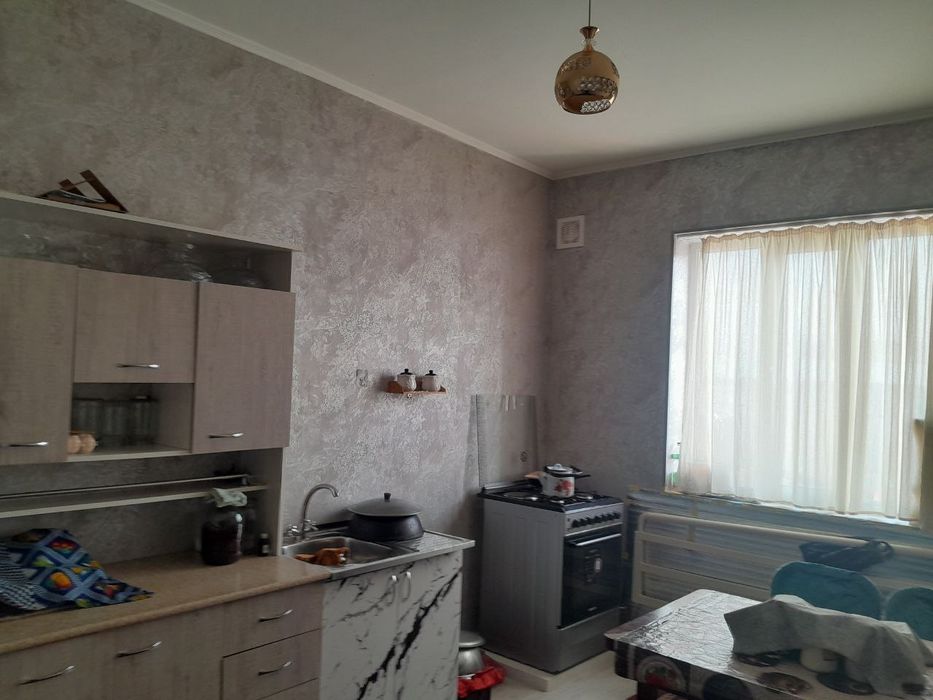 Uy sotiladi Oqqo'rg'on