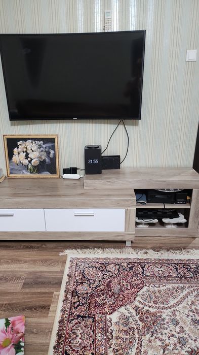 Тумба под телевизор
