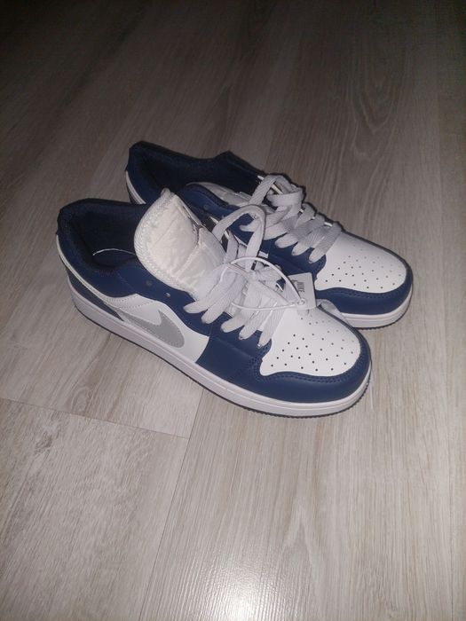 Пара кросовок Nike