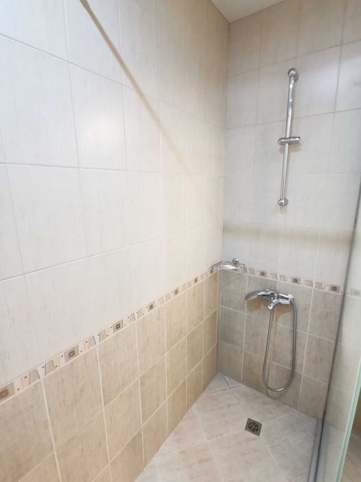 Дава се под наем Двустаен апартамент в София, Студентски град - 75 кв.м за 484.5 € - Снимка #12