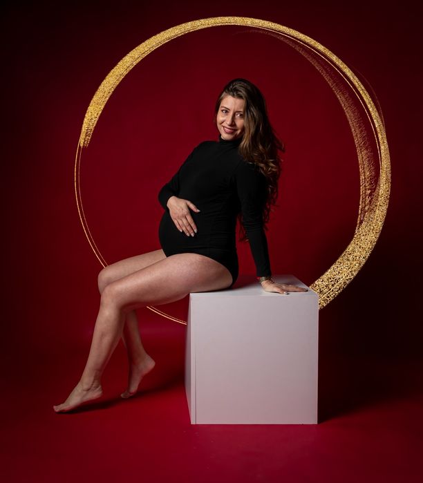 Poză / foto gravide si nou nascuti, studio Bucuresti.