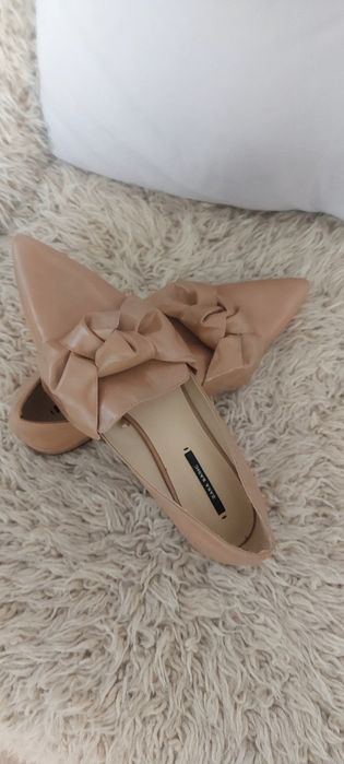 Почти нови обувки Зара и маратонки Адидас , Найк41 номер