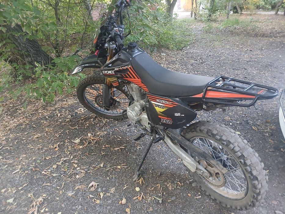 Продам эндуро 250