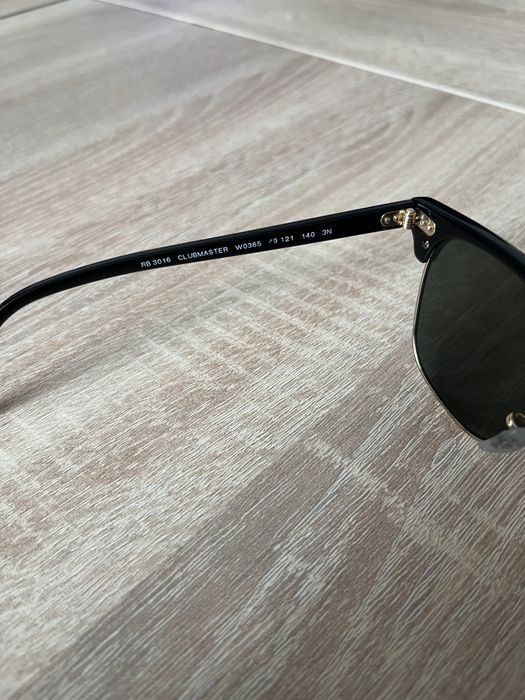 Ochelari de soare unisex Ray-Ban RB3016 W0365 49 CLUBMASTER