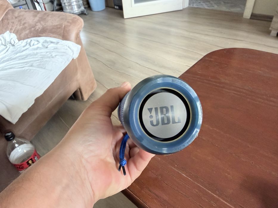 Тонколона JBL FLIP 3