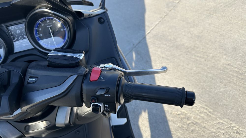 YAMAHA  tech max 560 A2