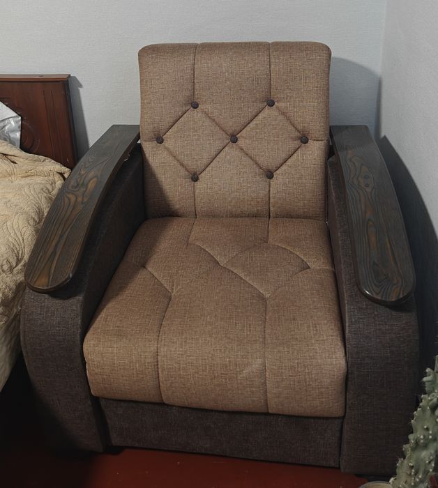 Продаю кресло как новое