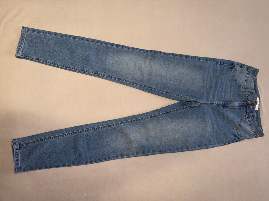 Дънки Reserved.