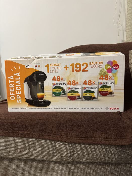 Espressor capsule Bosch Tassimo Style si 12 cutii de capsule