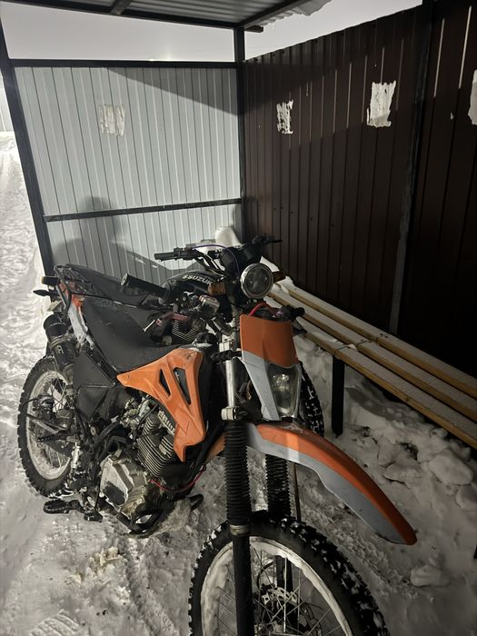 Эндуро мотоцикл  250 кубов