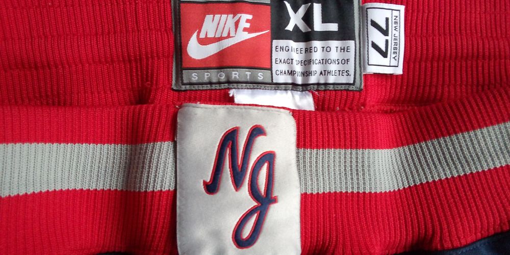 Долнище   Lacoste