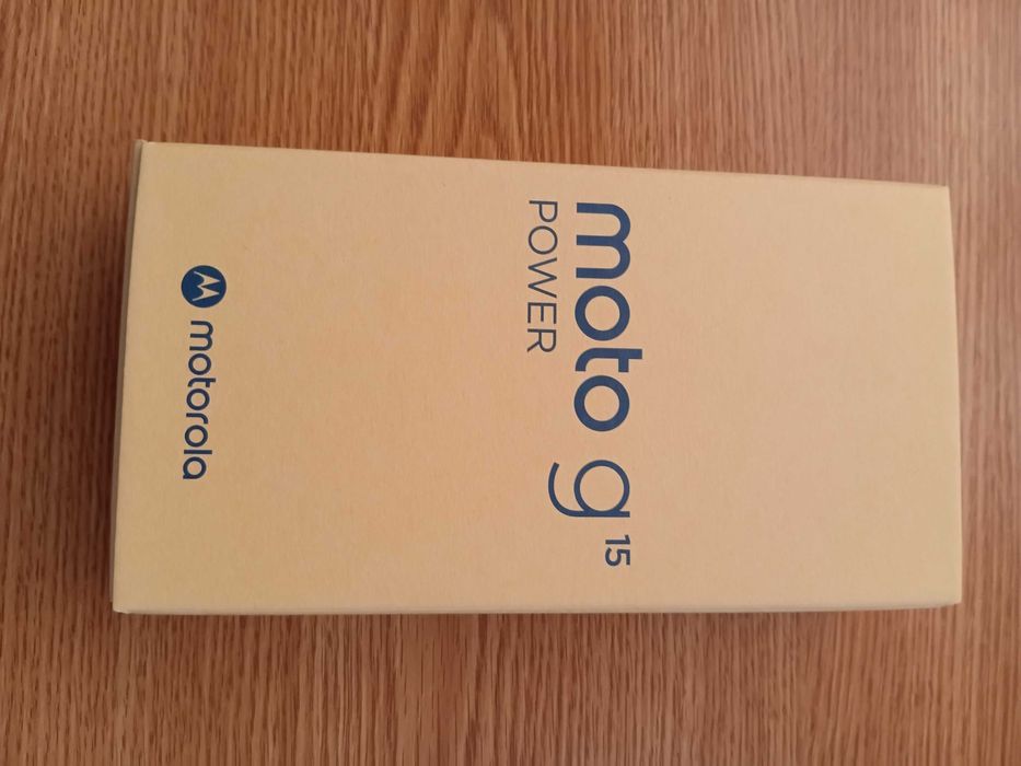 Vând telefon Motorola g15 power nou