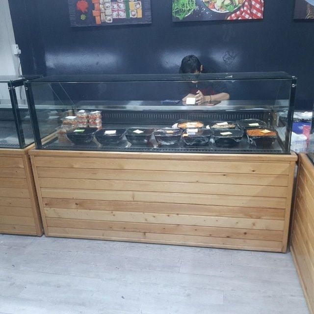 Витрина холодильник