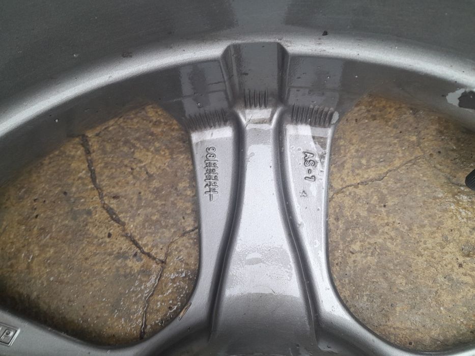 Диски с резиной 215/50/17