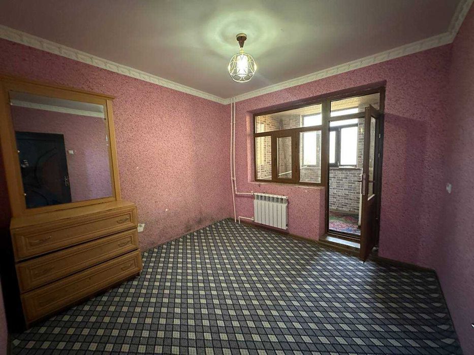 Продаётся 3х комн квартира на 3 этаже Ор-р Русалка