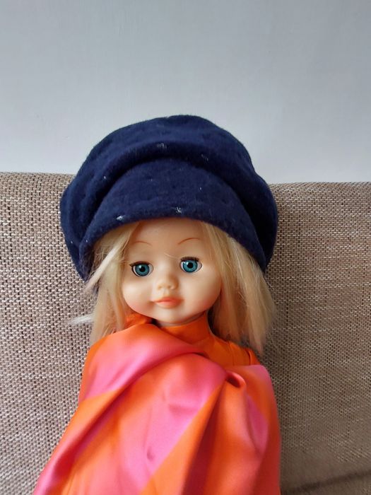 Bereta calduroasa de lana cu captuseala plusata