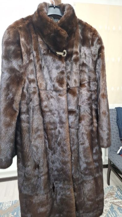 Женская шуба для