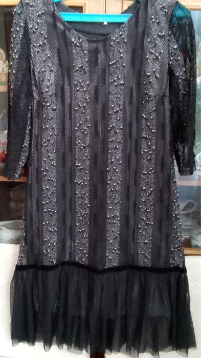 Продам платье нарядное