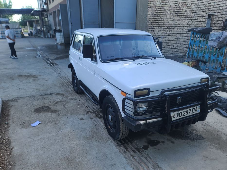 Niva sotiladi, minishga tayyor