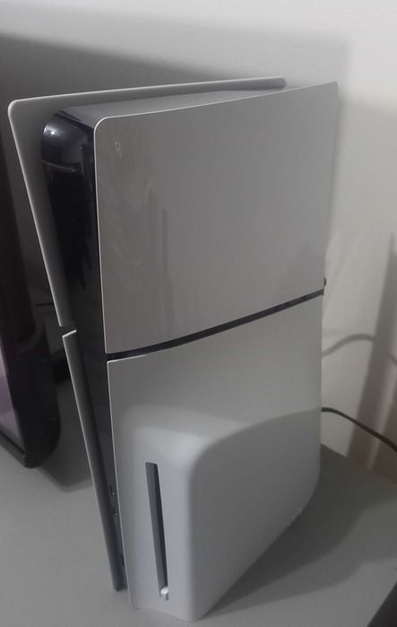 Vand PlayStation 5 disk 1t