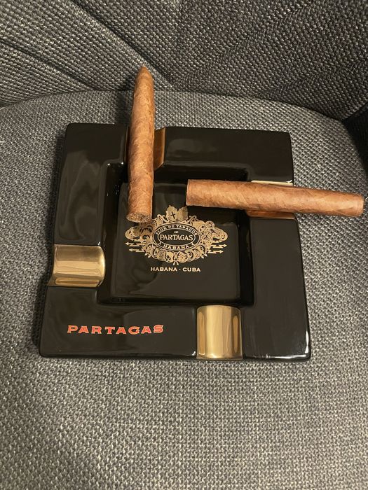 Луксозен пепелник !!!