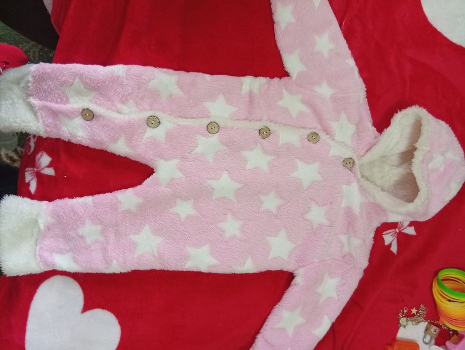 Теплый комбинезон для девочек до года