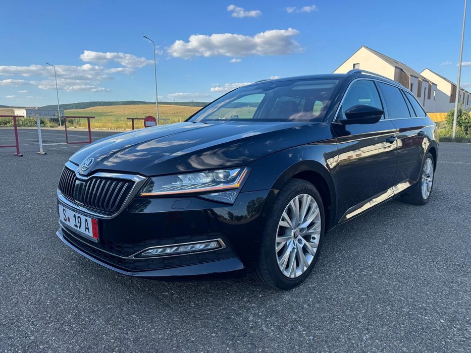 Skoda Superb  2022/Matrix/Virtual/Alcantara/Ambientale/Camera