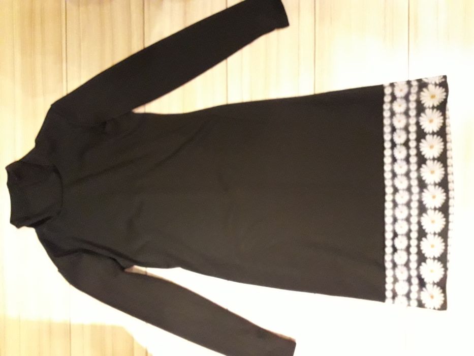 Нови дамски рокли-2 рокли за 25 лв