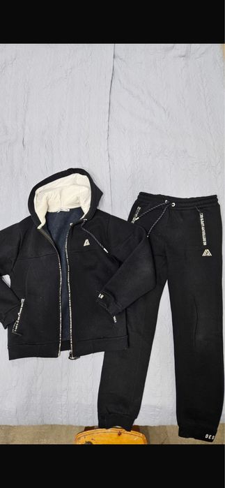 Спортивный костюм