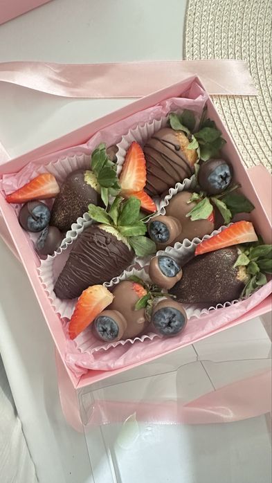 Клубника в шокколаде