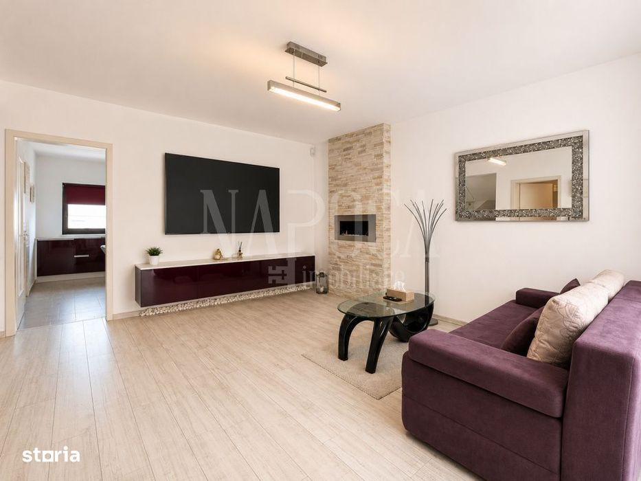 Casa 4 camere de vanzare in Floresti