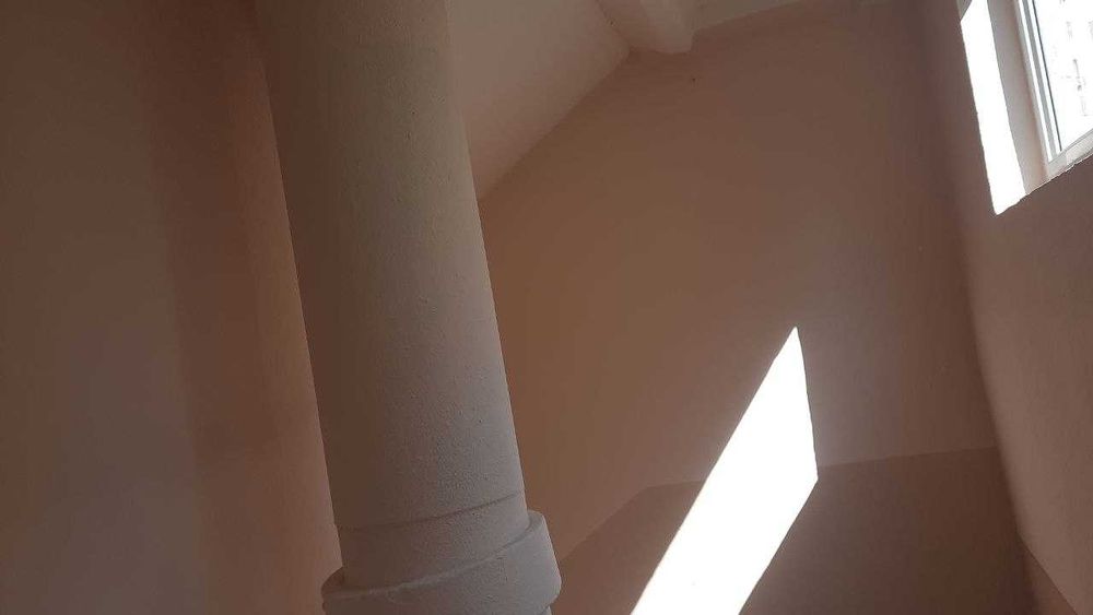 СРОЧНО Shayhontohur Ц-15 3-этаж 3ком 69.4кв 125 000 у.е.