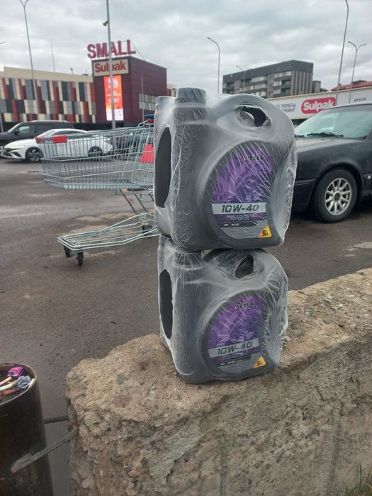 Автомобильное моторное масло