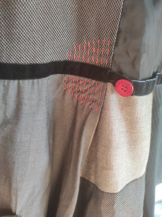 Асиметрична рокля