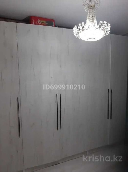 Продам трехкомнатную квартиру