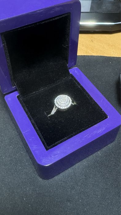 Кольцо белое золото с бриллиантом