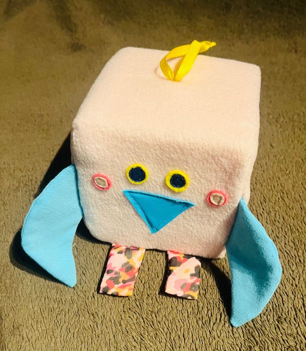 Весели цветни подаръчета