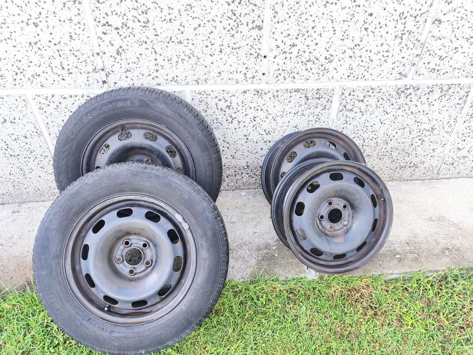 Стоманени джанти 15" 5x100 ET38 + 2 летни гуми Continental 195/65 R15