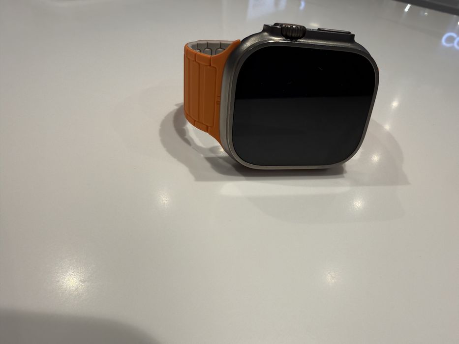 Apple watch ultra. 2 - 99% baterie