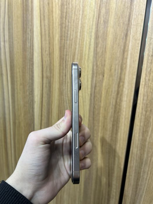 Iphone 16 pro max desert 256 gb 97%