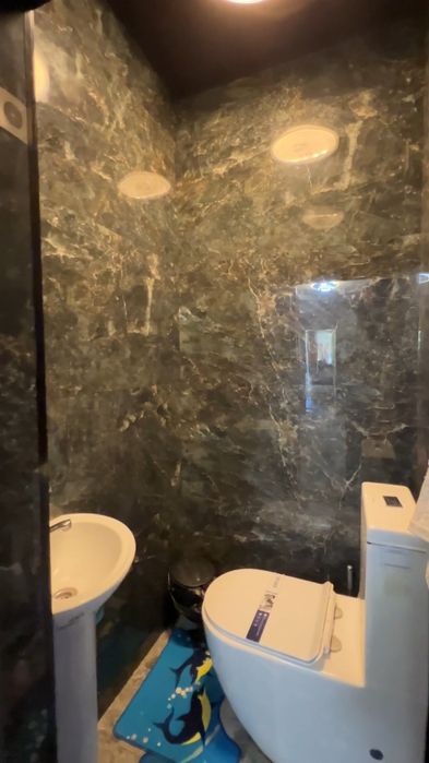 3 хонали дом сотилади янгибозор сентрида